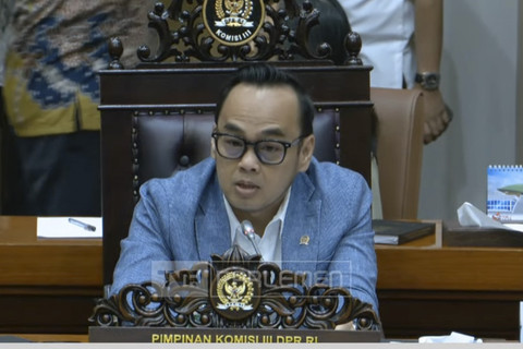 Pimpinan Komisi III Rano Alfath dalam rapat dengar pendapat dengan jajaran Jaksa Agung Muda Bidang Pidana Khusus. Foto: Youtube/ TVR Parlemen