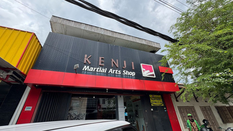 Kenji Martial Arts Shop di Jalan KH. Ahmad Dahlan, Ngampilan, Kota Yogyakarta. Foto: Mulya Irfani/Pandangan Jogja