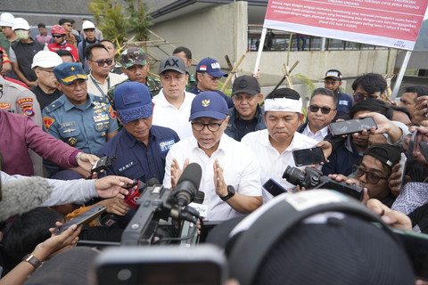 Zulhas Pimpin Penyegelan 4 Perusahaan Terindikasi Perusak Lingkungan di Bogor. Foto: Dok. Istimewa