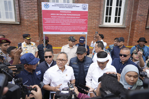 Zulhas Pimpin Penyegelan 4 Perusahaan Terindikasi Perusak Lingkungan di Bogor. Foto: Dok. Istimewa