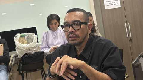 Staf Khusus Kementerian BUMN, Arya Sinulingga, di Kantor Kementerian BUMN, Kamis (6/3/2025). Foto: Ave Airiza Gunanto/kumparan