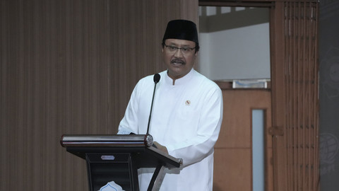 Komitmen Entaskan Kemiskinan Jawa Barat, Menteri Sosial Saifullah Yusuf Teken MoU Bersama Perguruan Tinggi. Foto: Dok. Kemensos