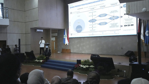 Komitmen Entaskan Kemiskinan Jawa Barat, Menteri Sosial Saifullah Yusuf Teken MoU Bersama Perguruan Tinggi. Foto: Dok. Kemensos