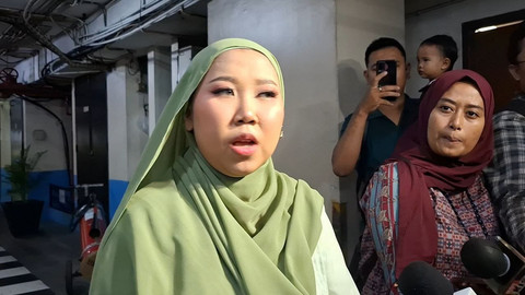 Kiky Saputri dalam kajian Breastfeeding Fest 2025, di kawasan Kuningan, Jakarta Selatan, Sabtu (8/3). Foto: Giovanni/kumparan