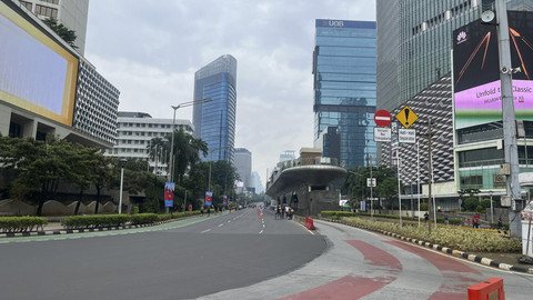 Suasana CFD Jakarta sepi pengunjung saat bulan puasa, Minggu (9/3/2025). Foto: Haya Syahira/kumparan