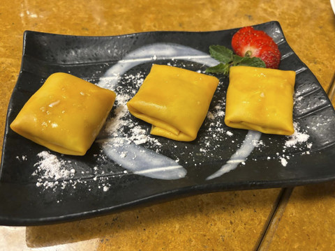 Menu baru di Hai Wang Restaurant Resinda Hotel Karawang. Foto: Andari Novianti/kumparan