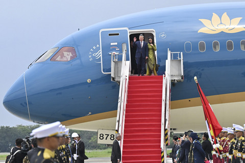 Sekretaris Jenderal Partai Komunis Vietnam tiba di Bandara Halim Perdanakusuma, Jakarta, Minggu (9/3/2025). Foto: Cahyo - Biro Pers Sekretariat Presiden