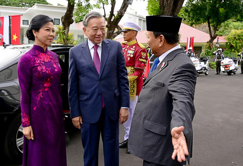 Presiden Prabowo Subianto menerima kunjun... </div>
<div class=