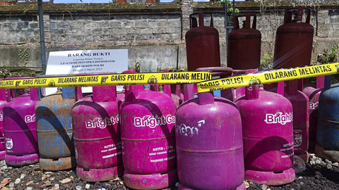 Gudang pengoplosan LPG di Banjar Griya Kutri, Bali, Selasa, Selasa (11/3/2025). Foto: Denita BR Matondang/kumparan
