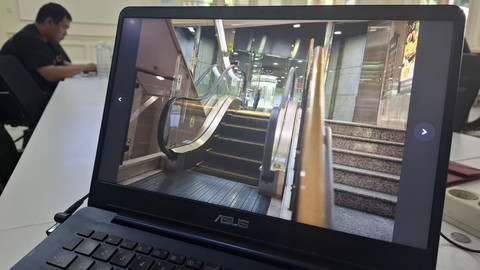 Tampilan foto eskalator terpendek. Foto: Dok. kumparan