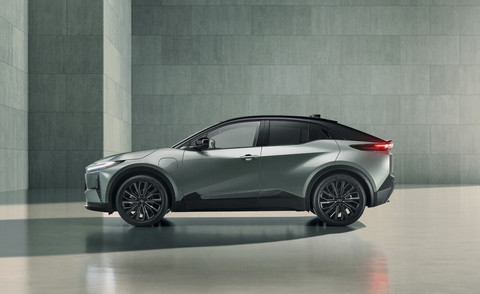 Debut global mobil listrik terbaru Toyota C-HR+ di Eropa. Foto: dok. Toyota Motor Corporation