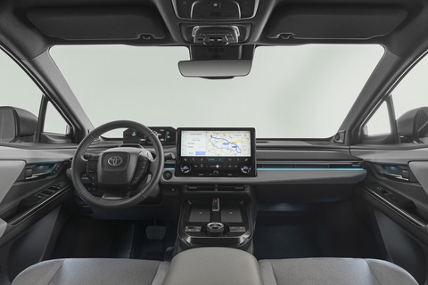 Debut global mobil listrik terbaru Toyota C-HR+ di Eropa. Foto: dok. Toyota Motor Corporation