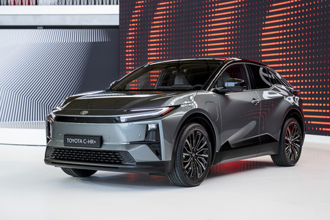 Debut global mobil listrik terbaru Toyota C-HR+ di Eropa. Foto: dok. Toyota Motor Corporation