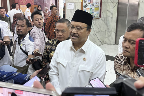 Menteri Sosial Saifullah Yusuf di kantor Gubernur Jawa Tengah. Foto: Intan Alliva Khansa/kumparan