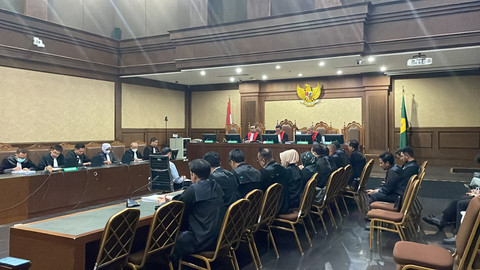 Sidang pembacaan putusan sela Terdakwa Thomas Trikasih Lembong terkait kasus dugaan korupsi importasi gula di Pengadilan Tipikor Jakarta, Kamis (13/3/2025). Foto: Fadhil Pramudya/kumparan