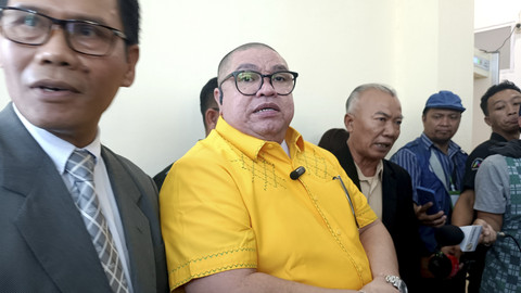 Sidang kasus pencemaran nama baik terhadap Hotman Paris Hutapea atas terdakwa Razman Arif Nasution, PN Jakarta Utara, Kamis (13/3/2025).  Foto: Giovanni/kumparan