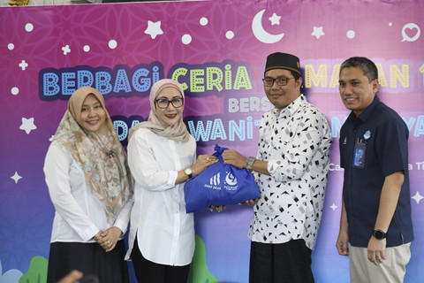 PAM JAYA menyelenggarakan kegiatan sosial tahunan "Berbagi Ceria Ramadan". Foto: Dok. PAM JAYA