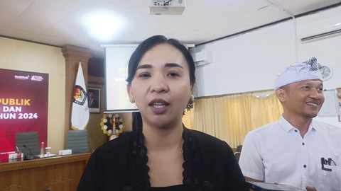  Ketua Tim Peneliti LPPM Unud, Kadek Dwita Apriani di KPU Bali, Jumat (14/3/2025). Foto: Denita BR Matondang/kumparan