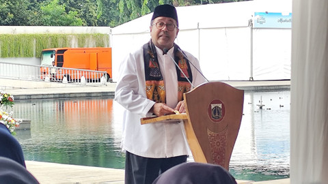 Wakil Gubernur DKI Jakarta Rano Karno memberikan sambutan dalam  festival bedug Pemprov Jakarta, Lapangan Banteng, Jakarta Pusat, Jumat (14/3). Foto: Alya Zahra/kumparan 