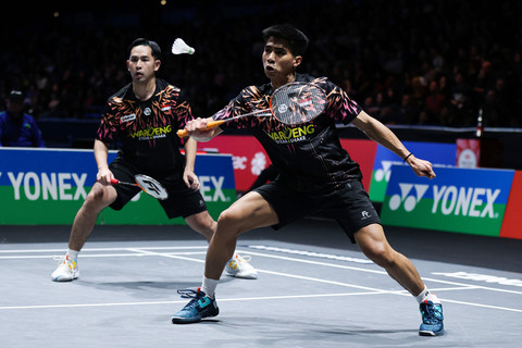 Sabar Karyaman Gutama/Reza Pahlevi Isfahani saat bertanding di All England 2025 yang digelar di Utilita Arena Birmingham, Inggris. Foto: Dok PBSI