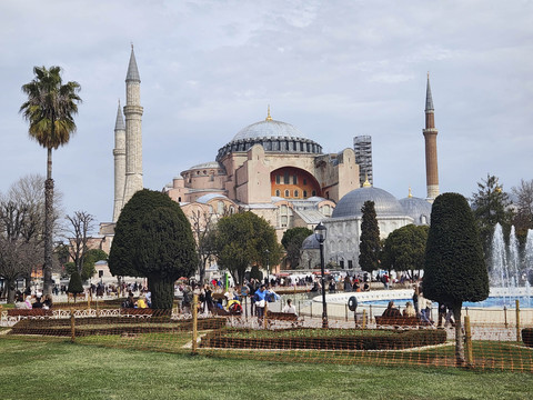 Penampakan Hagia Sophia, salah satu bangunan bersejarah di dunia. Foto: Ela Nurlaela/kumparan