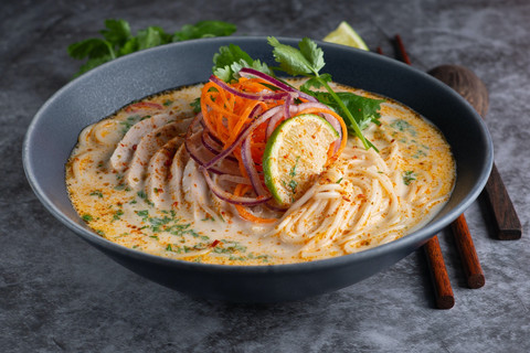 Ilustrasi  Rekomendasi Menu Marugame Udon 2025, sumber gambar unsplash/Max Griss