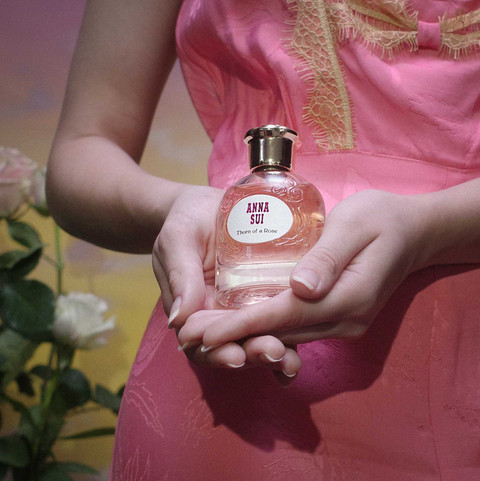 Parfum Wild Wonder Thorn of Rose. Foto: Anna Sui