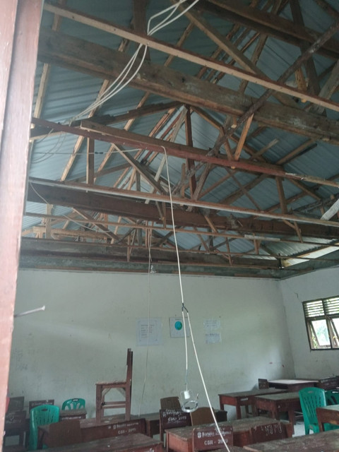 Kerusakan bangunan akibat gempa di Tapanuli Utara, Sumut. Selasa (18/3). Foto: Dok BMKG