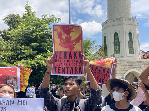 Foto: Aksi 'Jogja Memanggil' Tolak RUU TNI (3)