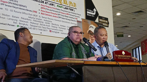 Konferensi Pers Pengacara Razman Arif Nasution di Kawasan Kuningan, Jakarta Selatan. Foto: Aprilandika Pratama/kumparan