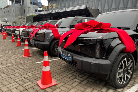 PT Chery Sales Indonesia (CSI) melakukan serah terima 2.000 unit mobil listrik Chery J6. Foto: Sena Pratama/kumparan