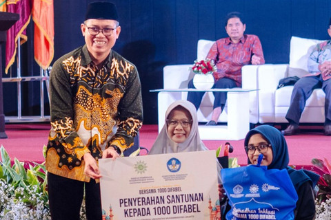 Penyerahan Santunan kepada 1000 Difabel. Foto: PP Muhammadiyah