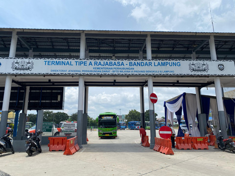 Terminal Rajabasa, Bandar Lampung. | Foto: Sinta Yuliana/Lampung Geh