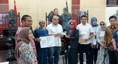 Anak mendiang Mat Solar, Idham Aulia menghadiri sidang di Pengadilan Negeri Tangerang, Rabu (26/3/2025).
 Foto: Aprilandika Pratama/kumparan