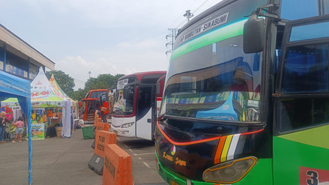 Suasana di Terminal Kampung Rambutan.  Foto: Thomas Bosco/kumparan