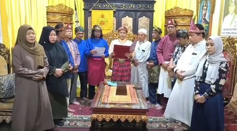 Pernyataan maklumat sikap Kesultanan Palembang Darussalam kepada Willie Salim/Instagram: redaksi.relung