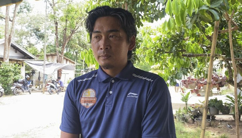 Praja, Kakak Juwita, wartawati yang tewas diduga dibunuh oknum TNI AL. Foto: kumparan