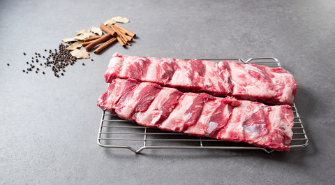 Ilustrasi daging iga atau ribs. Foto: Shutterstock