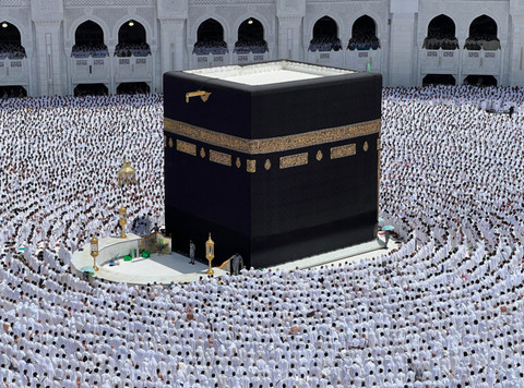 Salat Jumat terakhir di bulan Ramadan di Masjidil Haram, 28 Maret 2025. Foto: Dok. Makkah Region