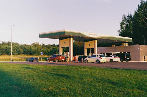 Ilustrasi Rest Area KM 57 Tol Jakarta - Cikampek. Sumber: Pexels/Алексей Виноградов