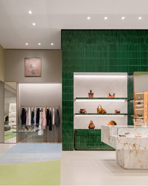 Butik baru Loewe di Pacific Place. Foto: Loewe Indonesia