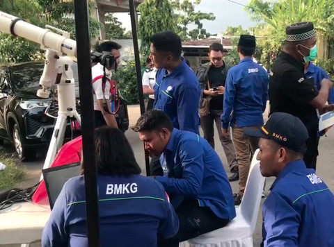 Suasana pengamatan hilal di Kota Ambon, Sabtu (29/3/2025). Dok: kumparan