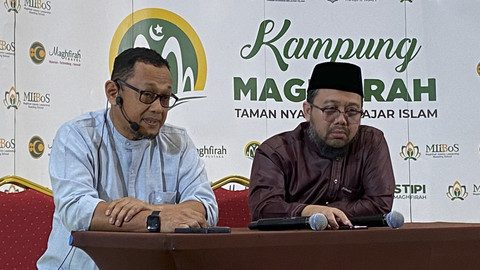 Ustadz Bendri dan Ayah Irwan, praktisi Ketahanan Keluarga atau Parenting menjadi pemateri dan pembimbing peserta Itikaf di Masjid Itikaf Kampung Maghfirah, Tangkil,  Caringin Bogor. Foto: Istimewa