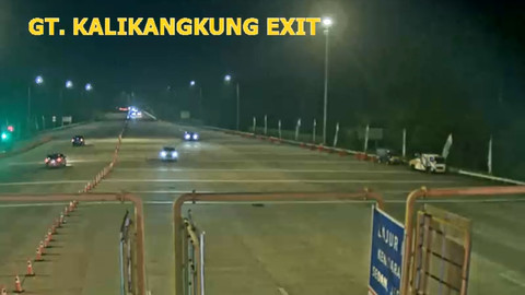 Arus lalu lintas di Tol Trans Jawa pada Minggu (30/3/2025).  Foto: Dok. CCTV Jasa Marga