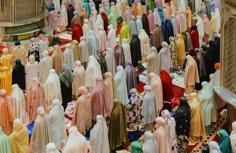 Ilustrasi hukum sholat idul fitri. Sumber: pexels.com