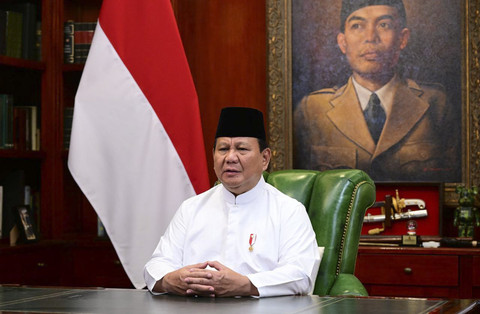 Presiden RI Prabowo Subianto memberikan ucapan selamat kepada seluruh umat Islam di Indonesia dan di dunia yang merayakan Idul Fitri 1446 H, Minggu (30/3/2025). Foto: Dok. Muchlis Jr - Biro Pers Sekretariat Presiden