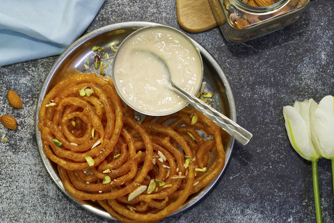 Ilustrasi jalebi. Foto: Photography_likhwarnegiji/Shutterstock