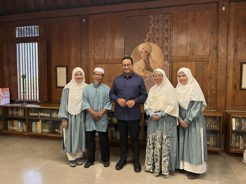 Suasana open house di rumah Anies Baswedan, Senin sore (31/3/2025). Foto: Alya Zahra/kumparan 