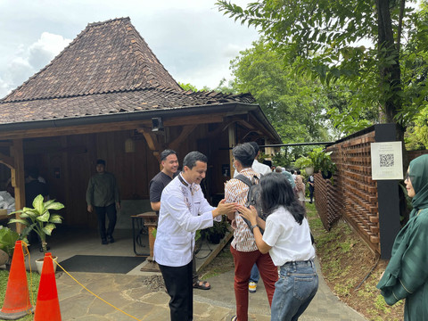Suasana open house di rumah Anies Baswedan, Senin sore (31/3/2025). Foto: Alya Zahra/kumparan 