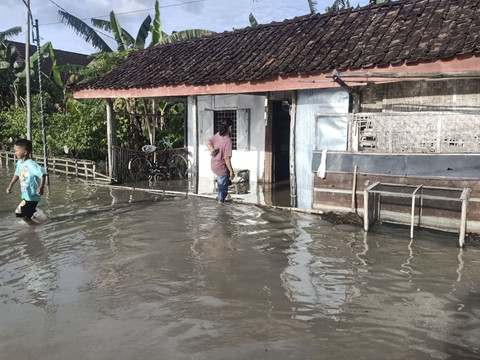 Kondisi banjir di Kabupaten Ngawi, Provinsi Jawa Timur, Sabtu (29/3/2025). Foto: Dok. BPBD Kab Ngawi